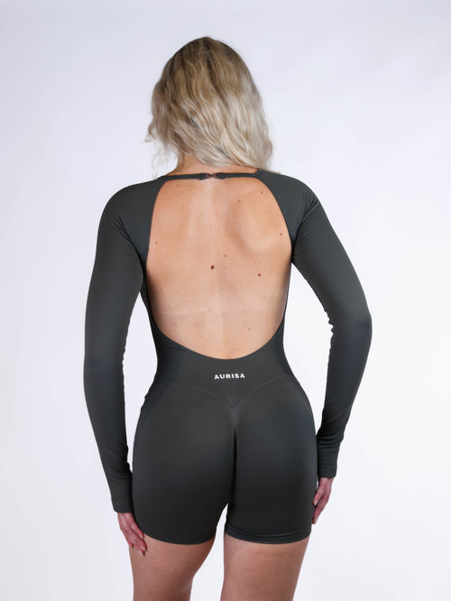 Aura One Piece
